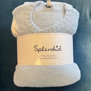 Splendid fuzzy Pajama Set